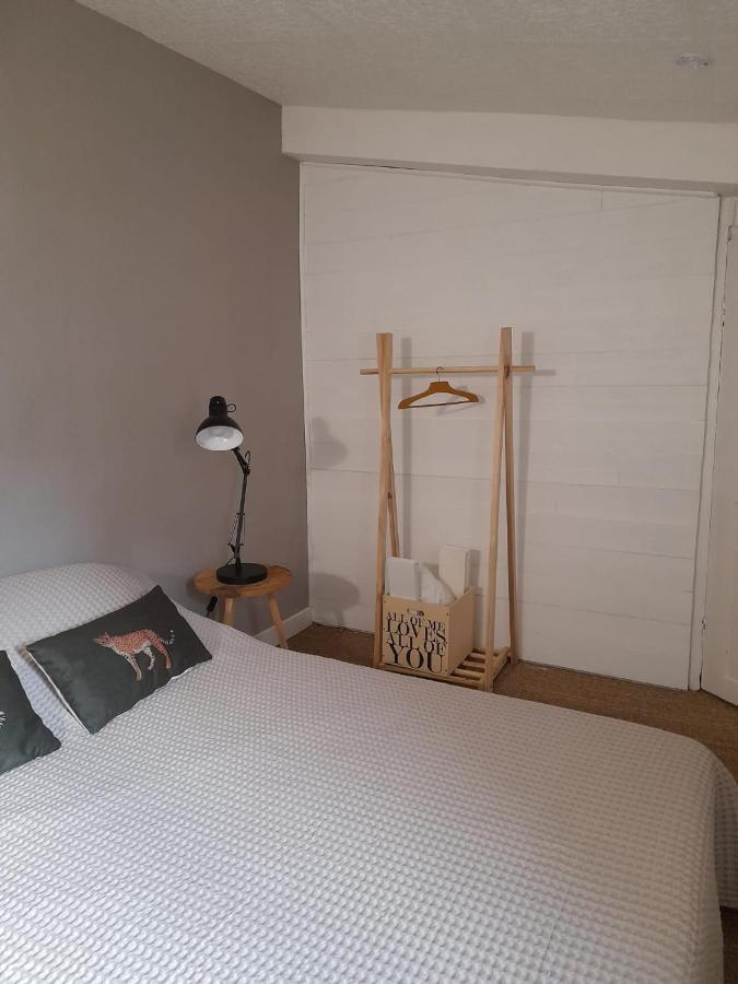 B&B Chambres "Chez Meme Germaine" Caramany Εξωτερικό φωτογραφία