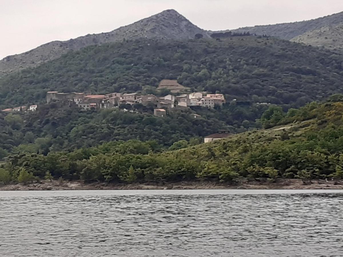 B&B Chambres "Chez Meme Germaine" Caramany Εξωτερικό φωτογραφία