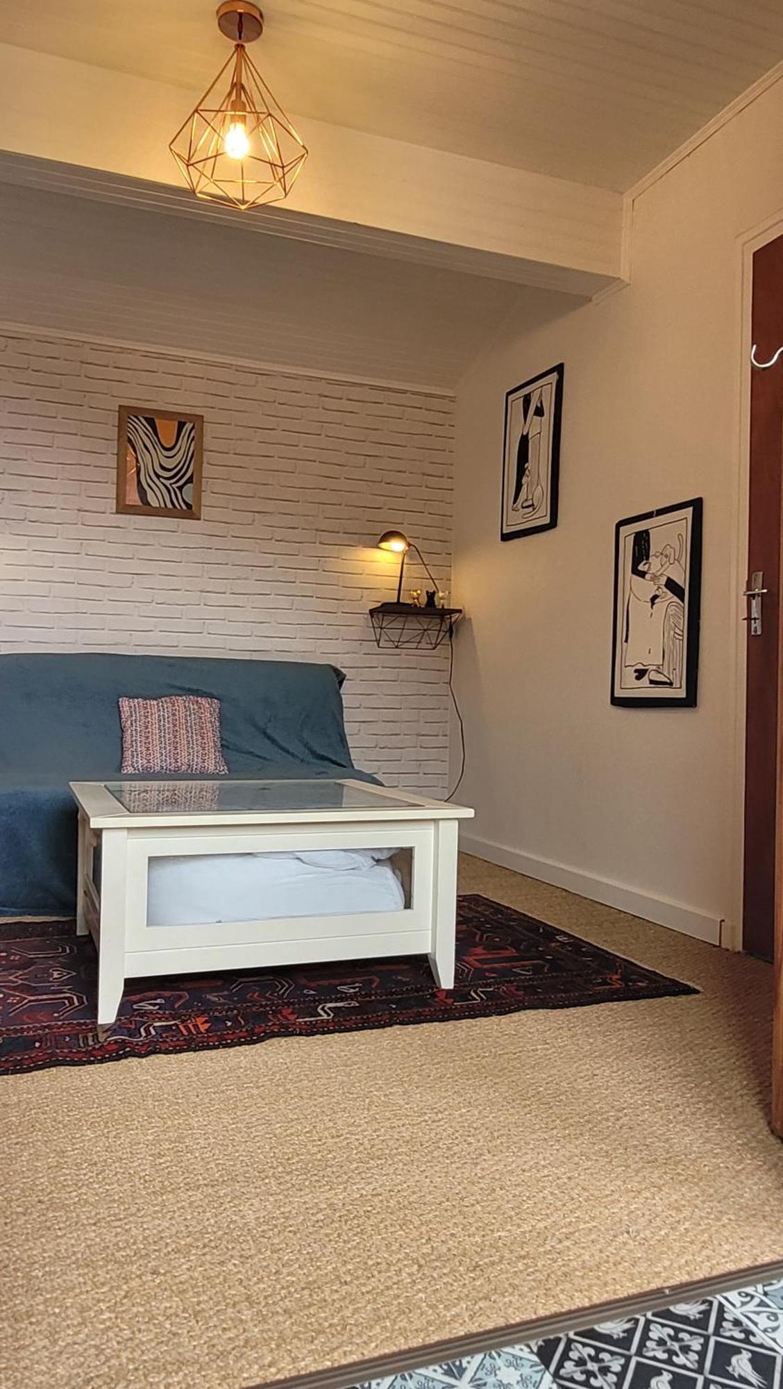 B&B Chambres "Chez Meme Germaine" Caramany Εξωτερικό φωτογραφία